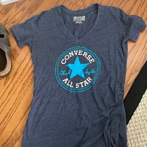 Converse T-shirt size extra small